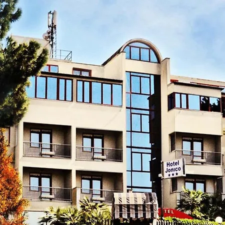 Jonico 3* רומא